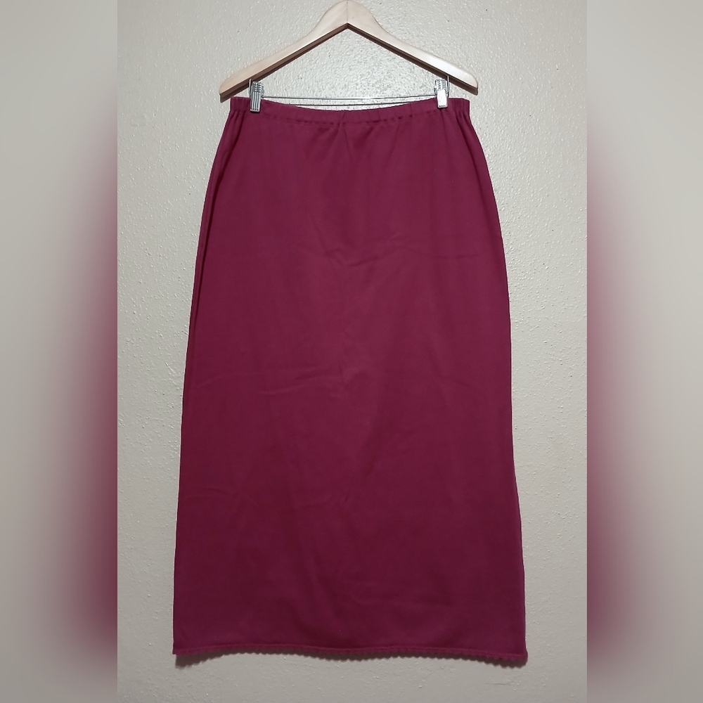 Women's Cranberry Maxi Knit Skirt